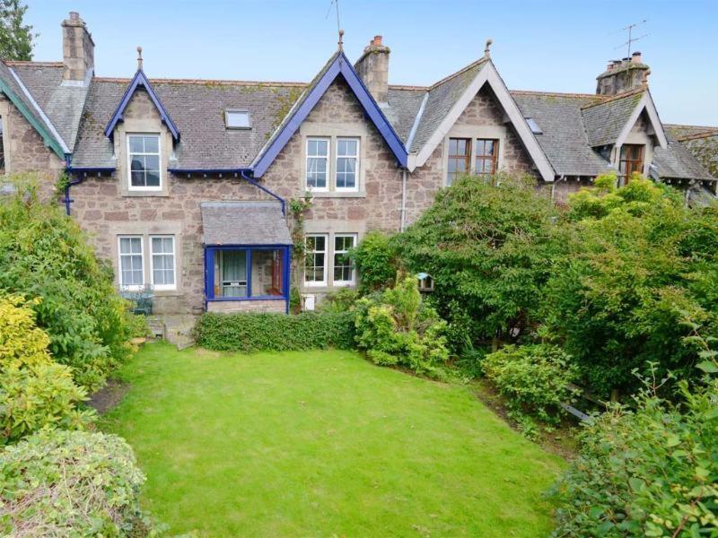 Andreu Cottage คาลเลนเดอร์ ภายนอก รูปภาพ